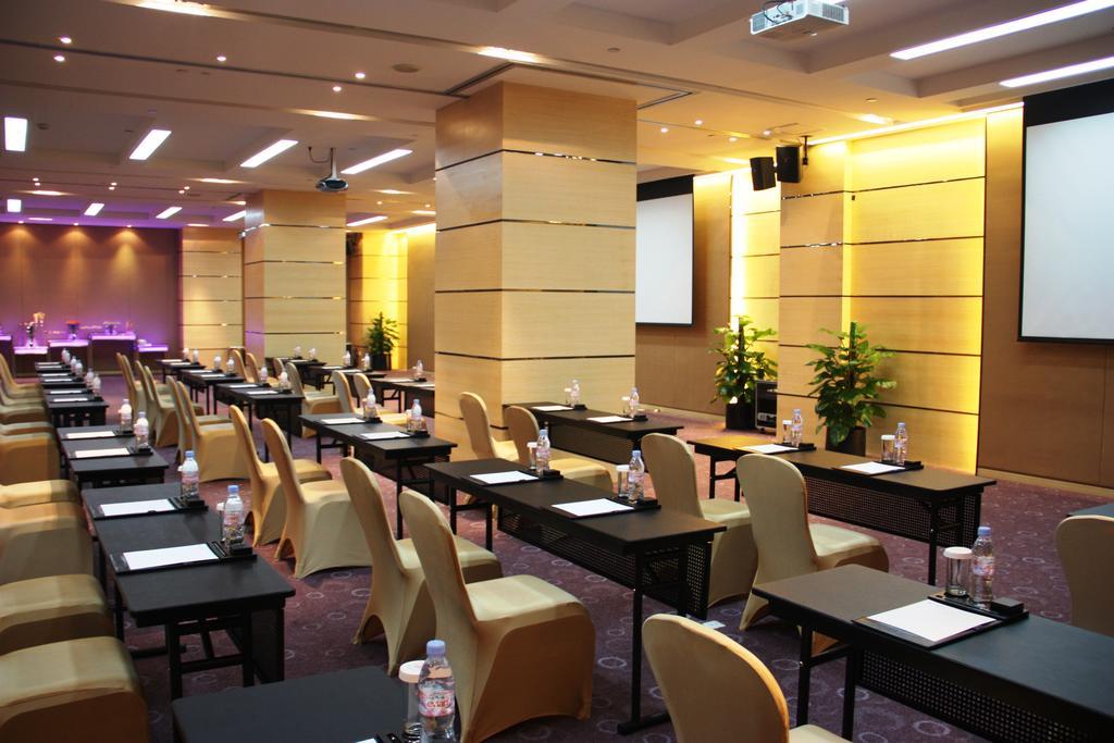Jianguo Hotel Kanton Exterior foto